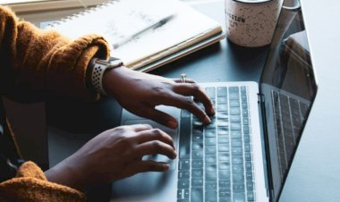 Can AI writing tools and human writers coexist?