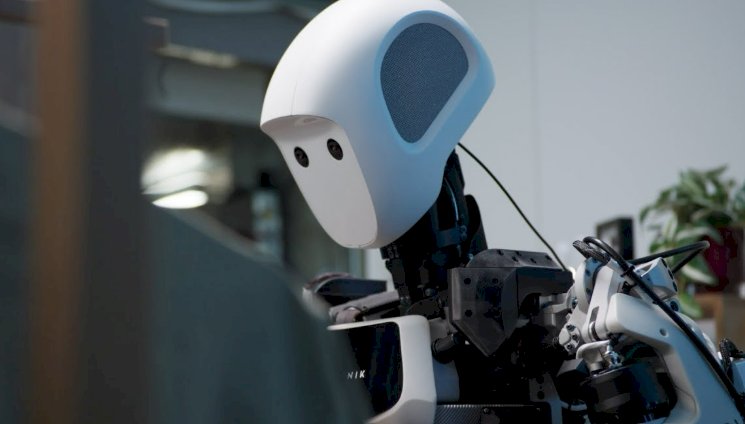 Google DeepMind has unveiled Gemini Robotics 1.5 and Gemini Robotics-ER 1.5, bringing a leap forward in how robots reason, plan, and act in the physical world.